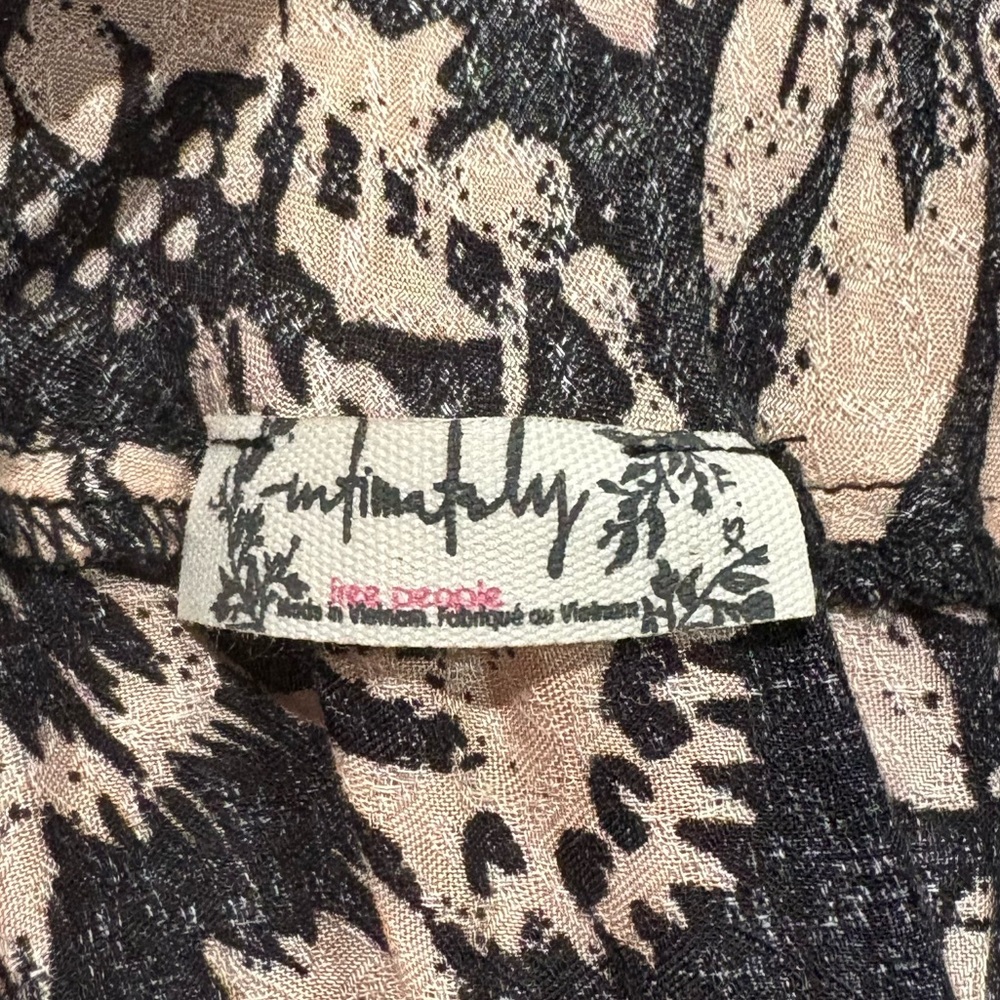 FREE PEOPLE NEW Bali seashell scarf print slip -black combo -XS - Picture 7 of 9